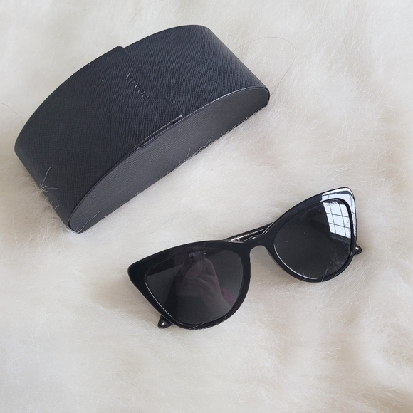 PRADA Sunglasses SPR 01V 1AB-5S0 Black Cat Eye Full Rim 56-20-145 - Picture 1 of 7